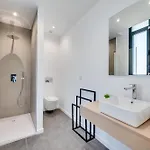 Villa Vacation Marbella I Chic, Cutting-edge Amenities, Private Heated Infinity Pool, Golf Front Location, Cinema *