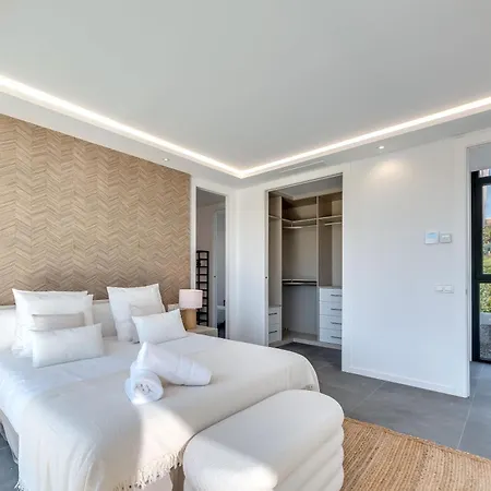 Vacation Marbella I Chic, Cutting-edge Amenities, Private Heated Infinity Pool, Golf Front Location, Cinema Willa *