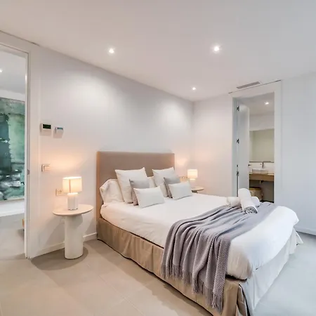 Vacation Marbella I Chic, Cutting-edge Amenities, Private Heated Infinity Pool, Golf Front Location, Cinema Estepona