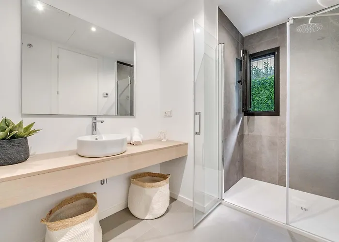 Vacation Marbella I Chic, Cutting-edge Amenities, Private Heated Infinity Pool, Golf Front Location, Cinema *