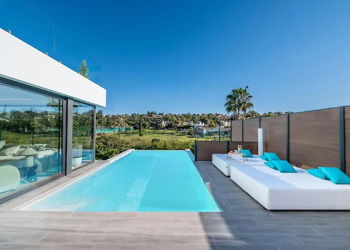 Vacation Marbella I Chic, Cutting-edge Amenities, Private Heated Infinity Pool, Golf Front Location, Cinema * إِستيبونا