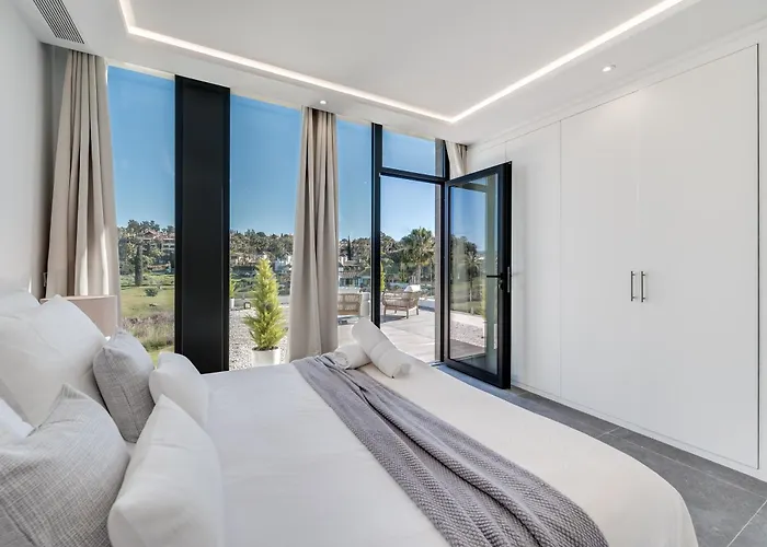 Vacation Marbella I Chic, Cutting-edge Amenities, Private Heated Infinity Pool, Golf Front Location, Cinema فيلة *